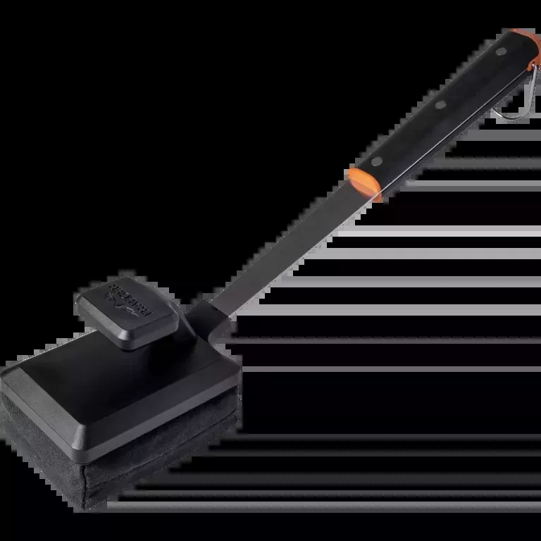 Traeger BBQ Steam and Clean Brush BAC881